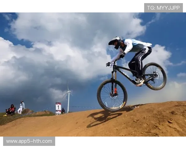 昌平区体育局：利用滑雪场资源打造速降赛是创新举措