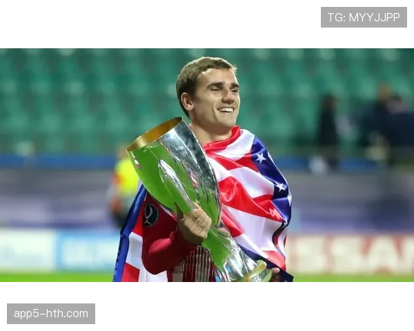 官方:马竞前锋格列兹曼因脚踝韧带扭伤,预计伤缺四周。 官方:马竞前锋格列兹曼因脚踝韧带扭伤,预计伤缺四周。