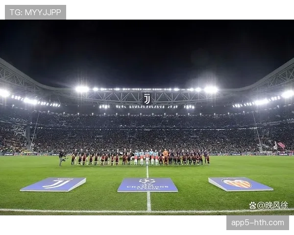 巴黎街头设立巨型屏幕，供球迷观看巴黎对阵国米的欧冠比赛